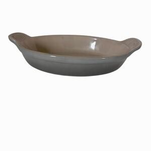 Le Creuset Oval Au Gratin Heritage Stoneware French Grey 10x6 Scalloped Handle